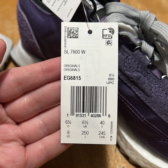 Purple Adidas SL 7600 W EG6815 - Women’s US 8 - Picture 3 of 4